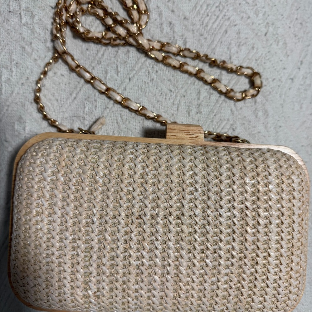 Elegant Cream Woven Clutch with Gold Chain
